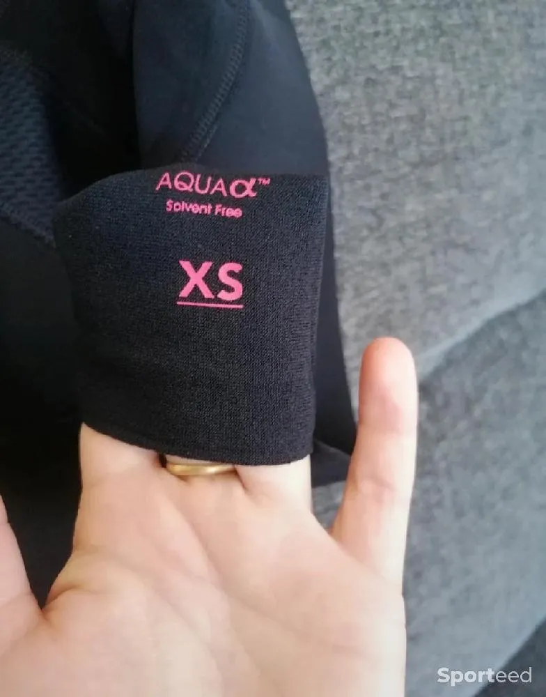 Combinaisons surf neoprene  d'occasion Ajouté le : 14/02/2023