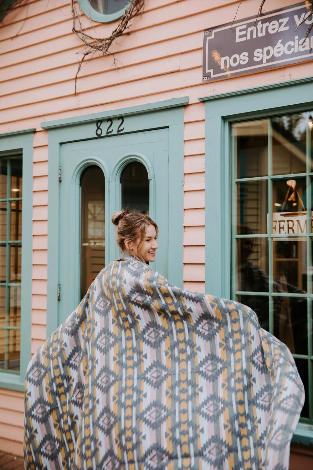 Couverture - Jeté en laine à motif boho aztèque