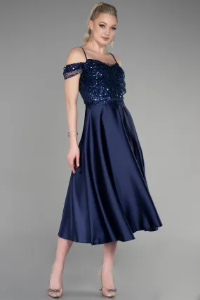 Tenue de Soirée Midi Satin Bleu Marine ABU3624